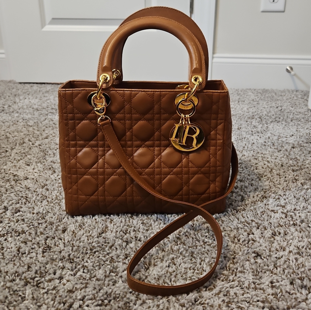 Lady Dior Medium Caramel